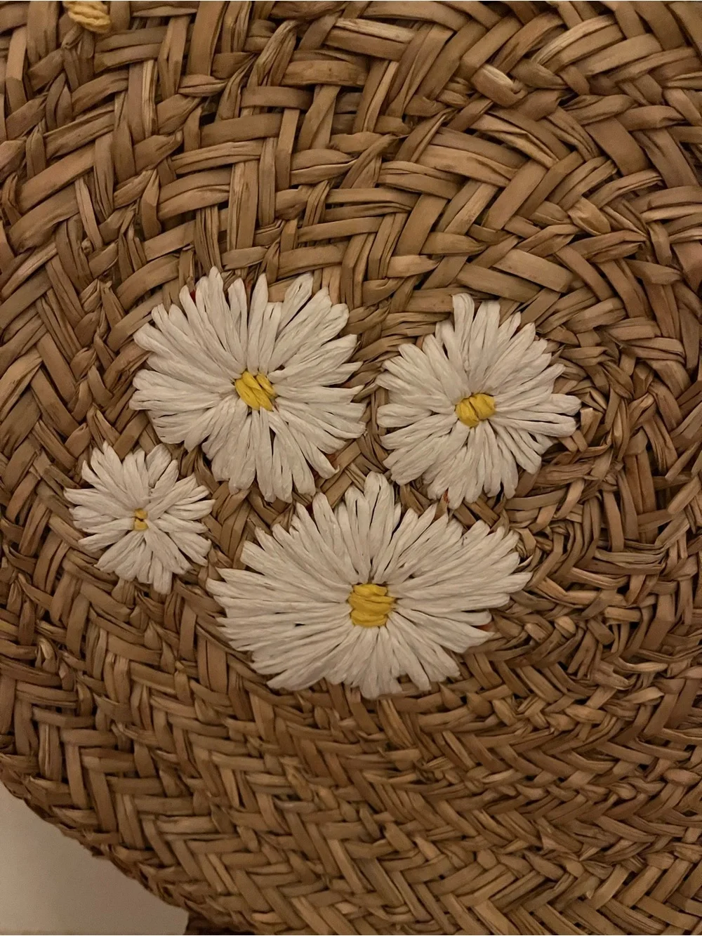 Francesca's straw round tote with daisies - Picture 5 of 9